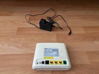 Huawei router HG531s V1 – funkční + napájecí adaptér