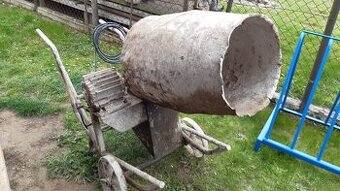 Stavební míchačka 600 Kč - REZERVOVÁNO