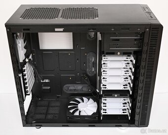 Fractal Design Define R4