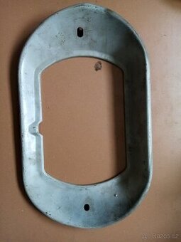 ARO 240 rámeček svetla