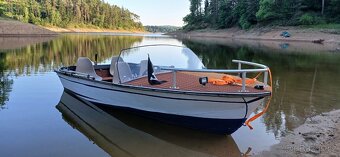 Člun, loď s motorem Honda 4takt, 4.5HP