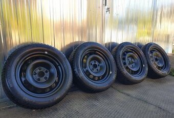 Nexen 5x112 205/55/16 zimní Audi