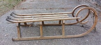 Staré sáňky