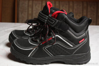 zimní trekové kotníkové boty Cortina Master vel.40