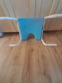 Prodám závěsnou sedačku do vany