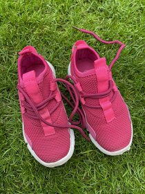 Dívčí sportovní botky 26