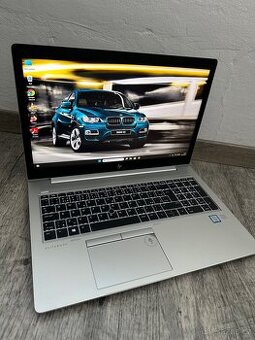 HP ELiTEBOOK v kovovém provedení v plné výbavě