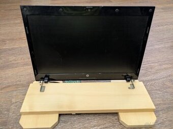 monitor  15,6"
