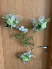 Svatební dekorace na auto