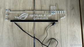 RGB ROG podpěra pod grafickou kartu.