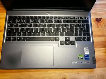 Lenovo Legion 5 / i7-14650HX / RTX 4060 8GB / 32GB DDR5 / 1T
