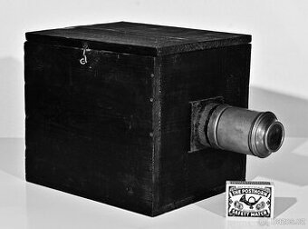 Unikátní diaprojektor