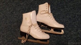 Prodám dámské brusle