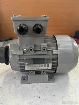 1f motor o výkonu 0,37 kw a 2755ot/min 50Hz