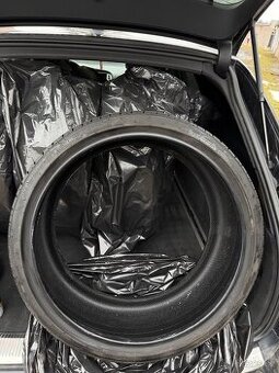 255/30 ZR20 LETNÍ DOT 2022