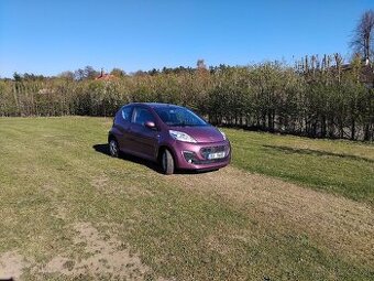 Prodám Peugeot 107 GX, 1,0 i, 50 kw, r.v. 2012, naj. 49965