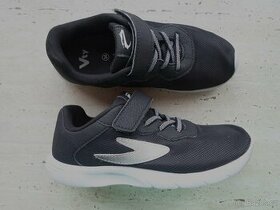Černé boty tenisky botasky sálovky - 34