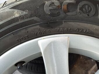Alu kola z pneu