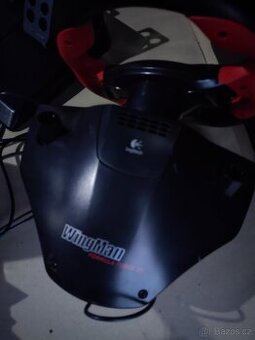 Logitech volant a pedaly