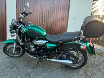 Triumph Legend 900