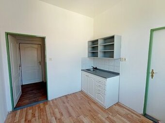 Pronájem bytu 2+KK Tábor, ul. Šafaříkova, CP 25,43 m2