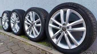 Alu kola 5x100 r17 originál vw polo letní pneu