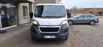 Peugeot Boxer bus