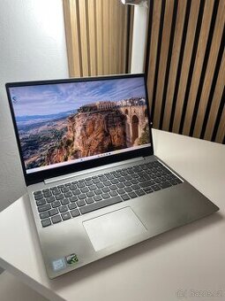 Lenovo ideapad 330S-15IKB GTX1050