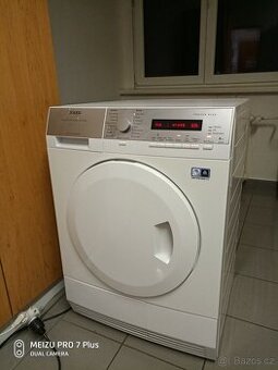 Prodám sušičku AEG s tepelným čerpadlem 8kg.