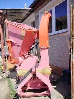 Štepkovač za traktor