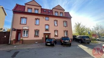 Pronájem obchodních prostorů 140 m2, Sovova ulice, Ostrava V - 1