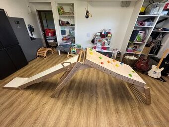 Dřevěná multifunkční prolézačka se skluzavkou FABER