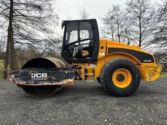 13t válec zemní JCB ocel - guma