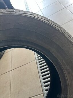 215/65r15c