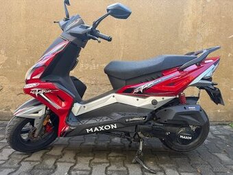 Skútr Maxon 125