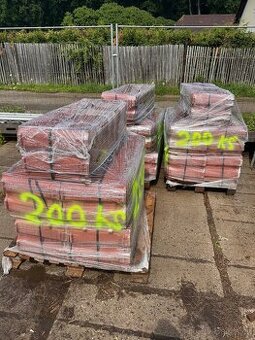 Betonová střešní taška KM Beta