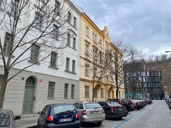 Byt 1kk, Karlin, Praha 8