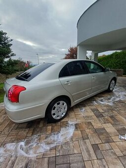 Toyota Avensis 2.0 vvti benzín