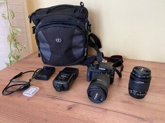 Zrcadlovka Canon EOS 100D + objektivy 18-55 a 55-250