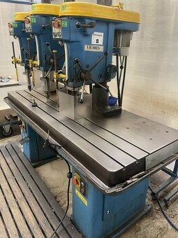 Stolní řadová vrtačka V20A/4