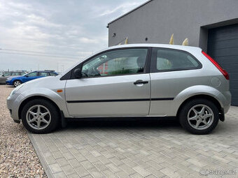 Ford Fiesta 1.3 benzín Viva X 122000km klima 2005 1A AUTO