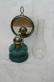 starožitná lampa petrolejka kubistický dekor kubismus