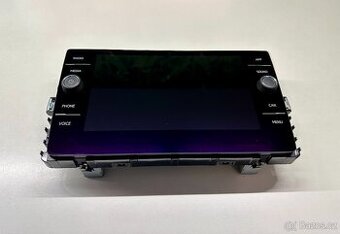 Autoradio / Display 8'' palců Passat B8