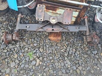 Zetor uřI neodpružená náprava