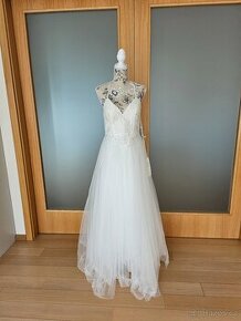 Krásné nové šaty ideální na věneček vel s-m