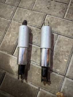 Zadní tlumiče jawa 250