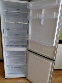 Prodám chladničku s mrazákem Samsung