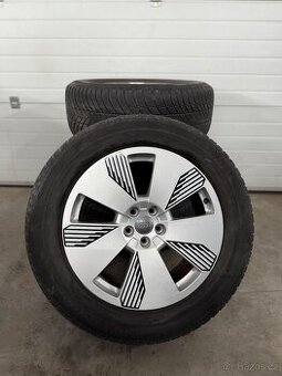 Originální alu disky Audi E-TRON r19