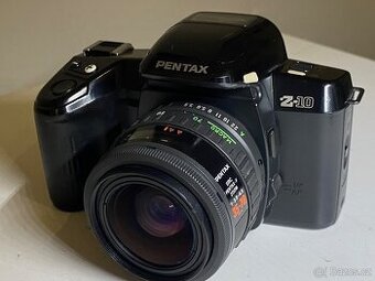 Pentax Z-10 + objektiv SMC Pentax-F Zoom 35–70 mm f/3,5–4,5