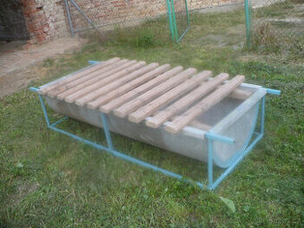 Troky / necky na paření prasat -plechové+rošt